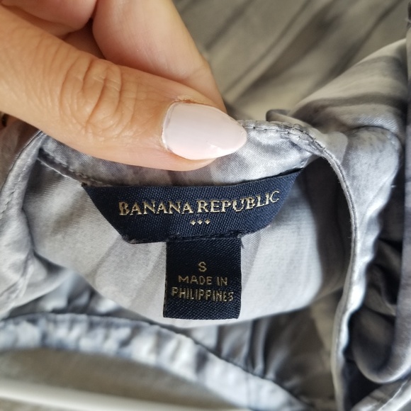 Banana Republic Small Top - Picture 5 of 5